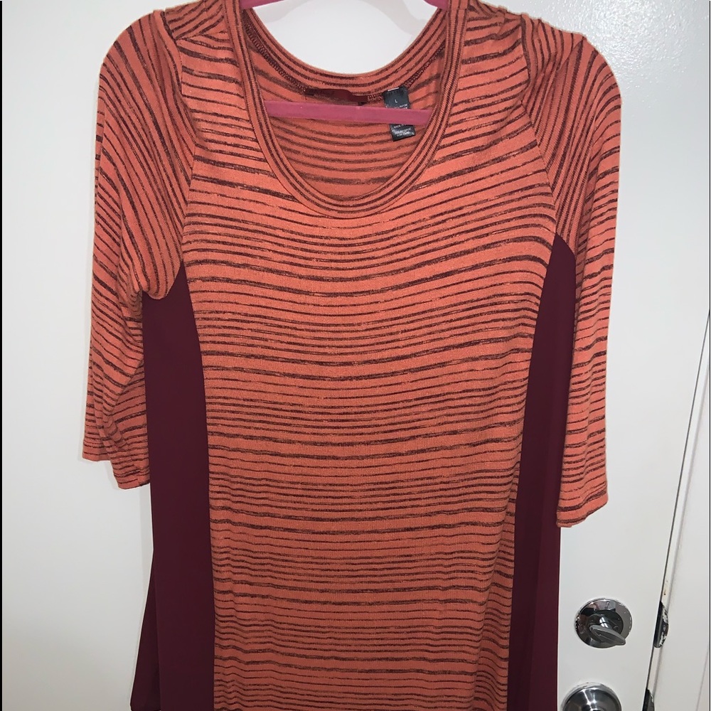 Buckle Brand Top
